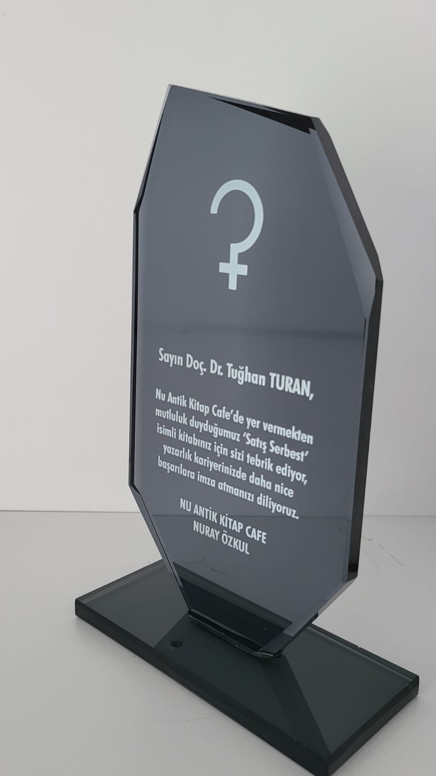 NU ANTİK KİTAP CAFE